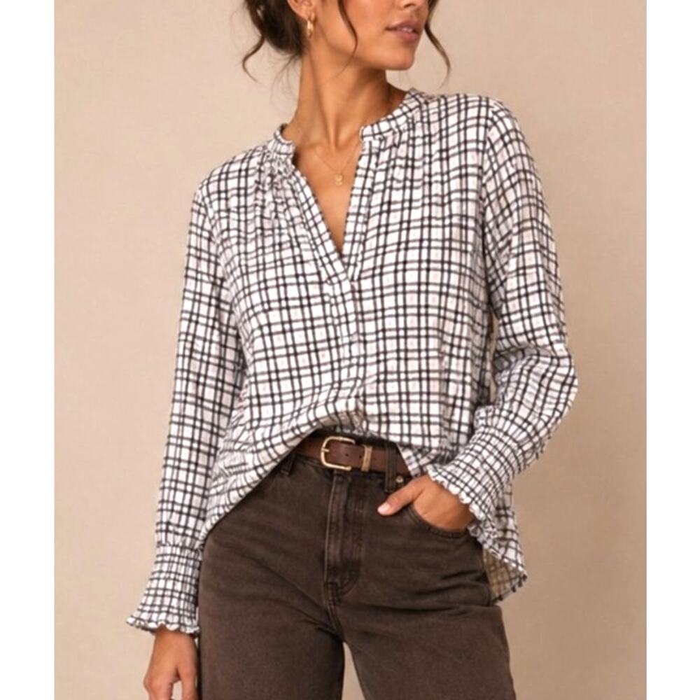 Steve Madden Smocked Gingham Tunic Size Small Black White Preppy Office Casual
